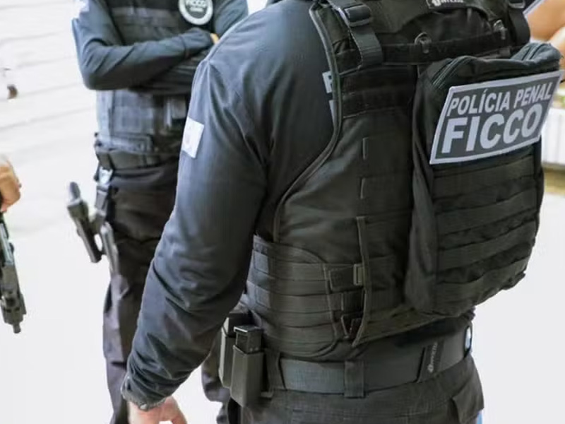 PF faz operação contra tráfico de drogas e lavagem de dinheiro no Ceará e em outros 13 estados