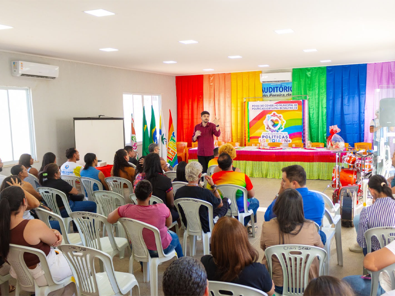 Prefeitura de Salitre realiza a Posse do Conselho Municipal de Políticas LGBTQIAPN+