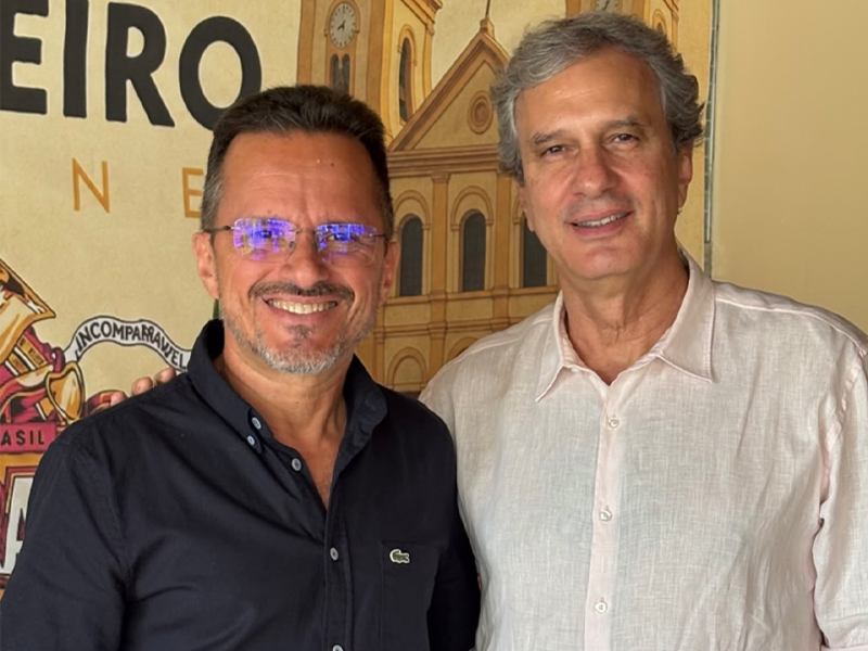 Prefeito André Barreto se reúne com Tiago Santana para fortalecer parceria entre Prefeitura do Crato e Centro Cultural do Cariri