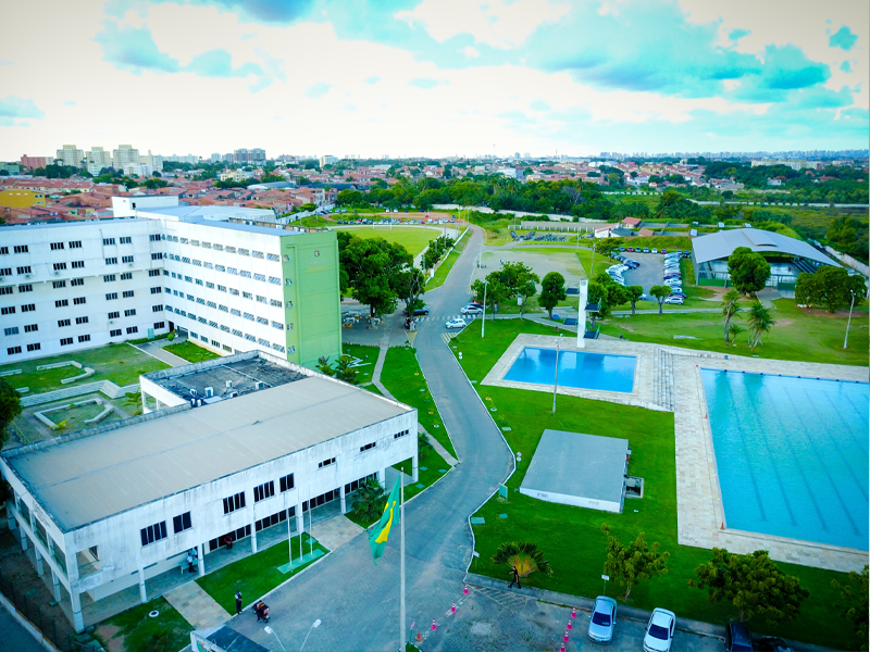 Aluno do curso da Polícia Civil do Ceará sofre tiro acidental no pé durante aula prática
