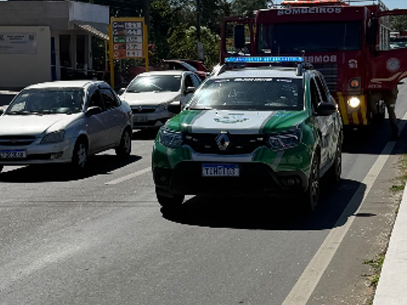 🔴AO VIVO: idosa, filha e netas são atropeladas enquanto atravessavam faixa de pedestre na avenida Padre Cícero, perto do viaduto do Crato