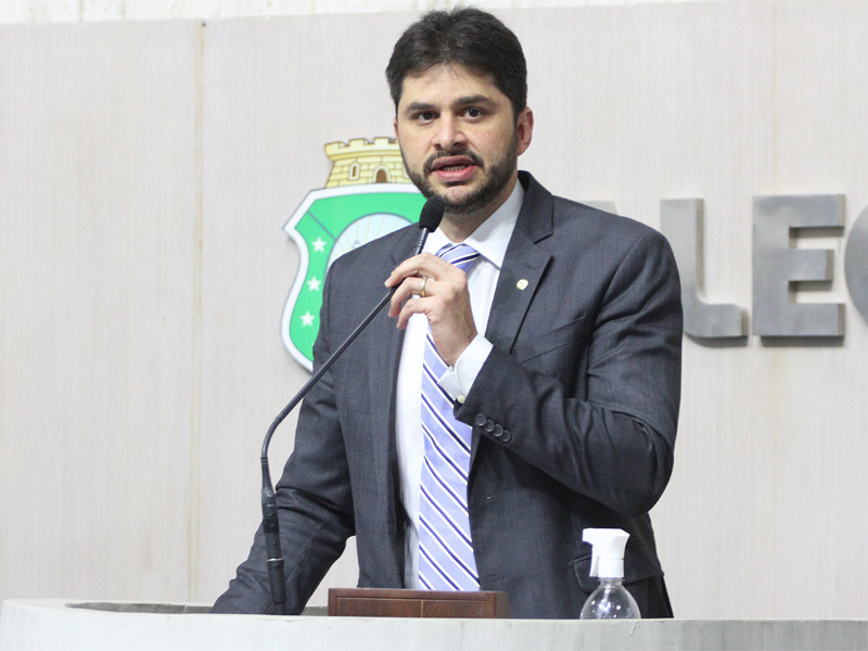 Caririaçu vai adquirir nova ambulância com emenda de R$ 150 mil do deputado Guilherme Landim