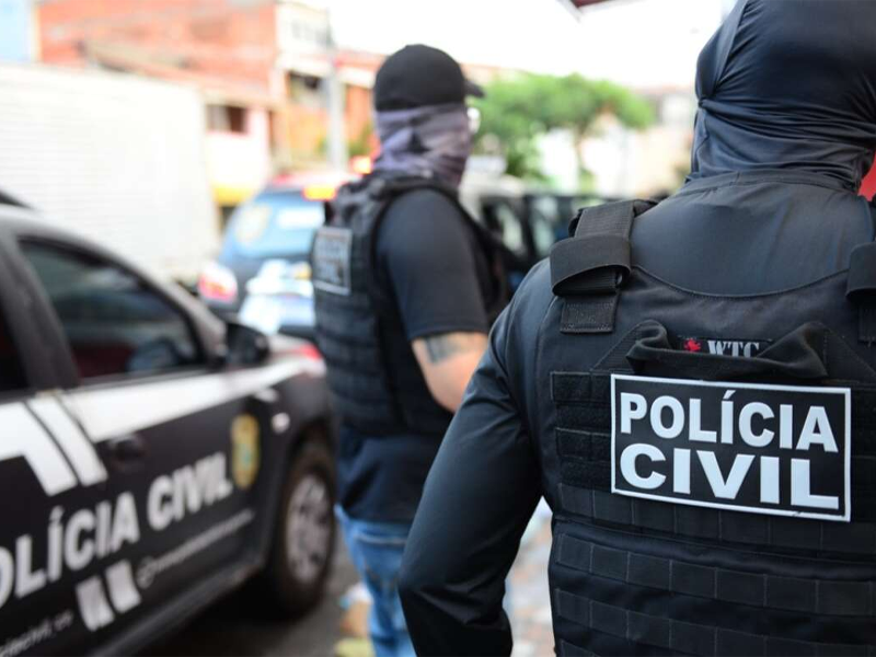 Criminosos se passam por policiais e baleiam pai, mãe e criança de 2 anos em Juazeiro do Norte