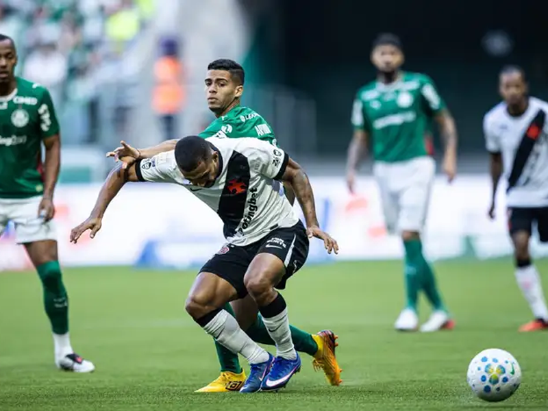 Palmeiras goleia Vasco, amplia vantagem na liderança e Cruzeiro vence Flamengo de virada
