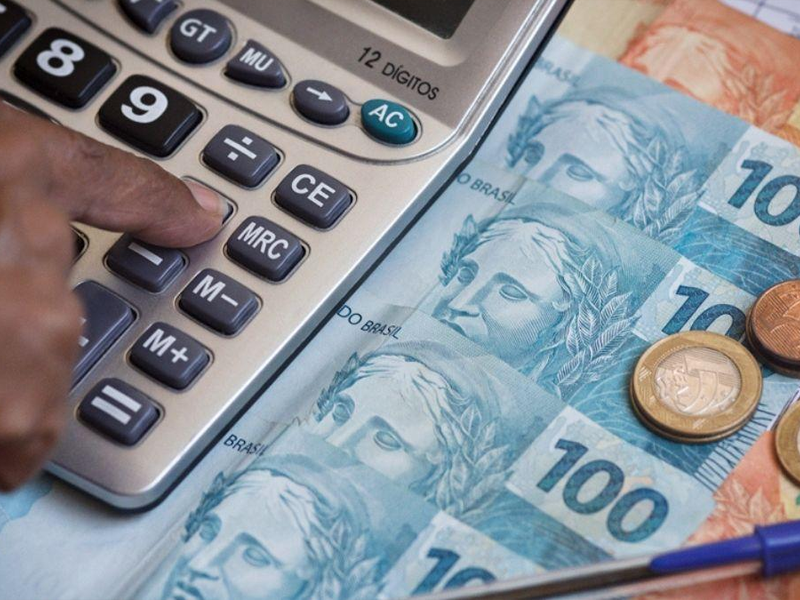 Mercado eleva projeção para inflação de 2027 e reduz previsão de crescimento do PIB em 2026