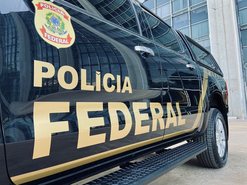 PF faz operação no Ceará contra suspeita de crimes de ódio na internet