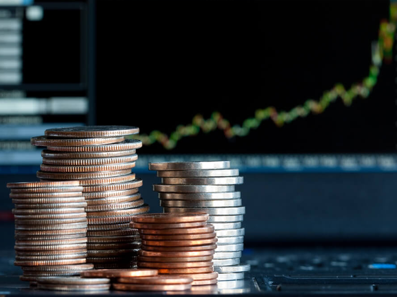 Mercado mantém projeções para inflação, juros, PIB e dólar em 2026