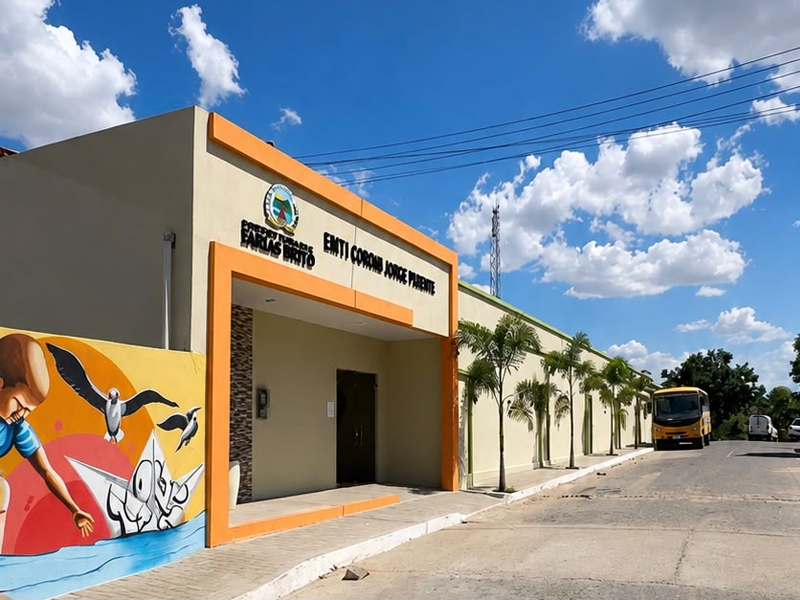 Farias Brito é destaque na CREDE 19 com 1 Escola Premiada e 18 reconhecimentos de Escola Nota 10 no SPAECE 2025