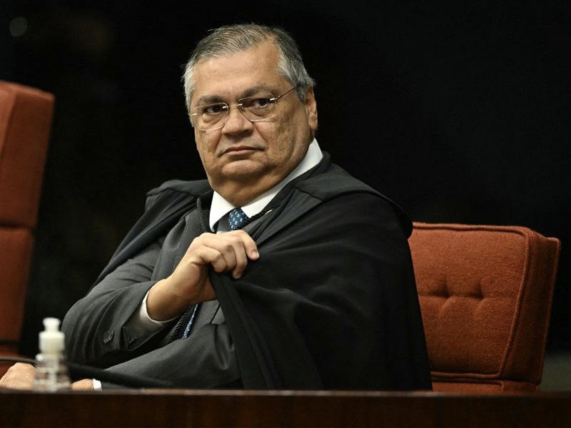 Dino fala em “ecossistema criminoso” e afasta presidente do TCE-MA por 180 dias