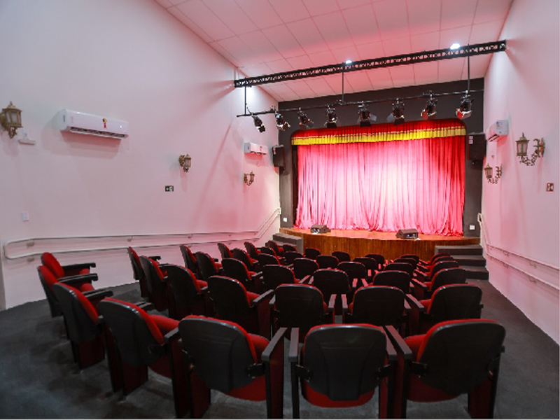 Teatro Marquise Branca retoma programação cultural gratuita nesta quinta-feira (20)