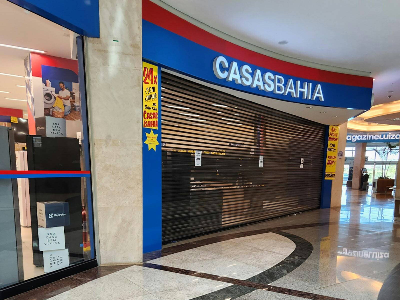 Casas Bahia pede recuperação judicial após prejuízo de R$ 10 bilhões e fechamento de 298 lojas