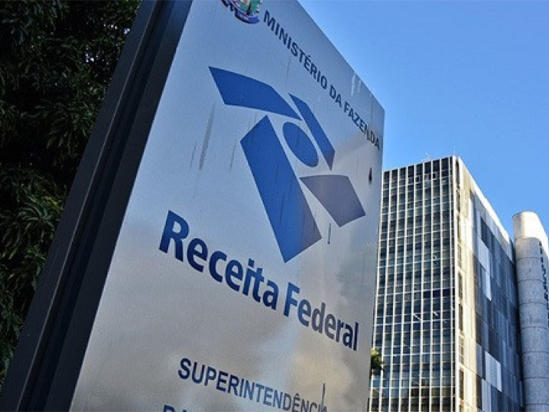 Arrecadação de julho sobe quase 9% e alcança R$ 289,3 bi