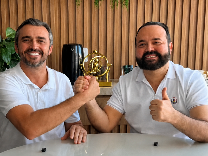 Nelinho Freitas desiste de candidatura a federal e anuncia apoio a Wellington Saboia