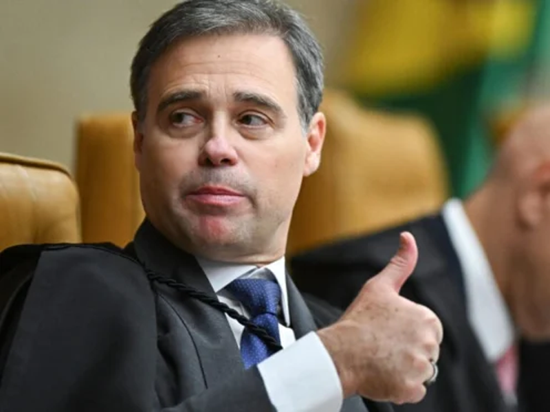 Mendonça rejeita ação contra reajuste do Bolsa Família para R$ 777