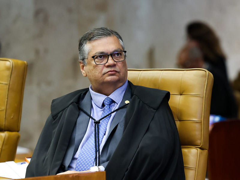 Dino manda PF investigar disseminação de ataques a imagens católicas