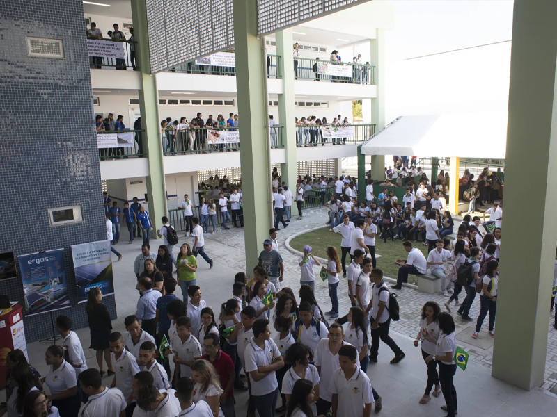 Ceará lidera Brasil em estudantes do 6º ao 9º ano em tempo integral