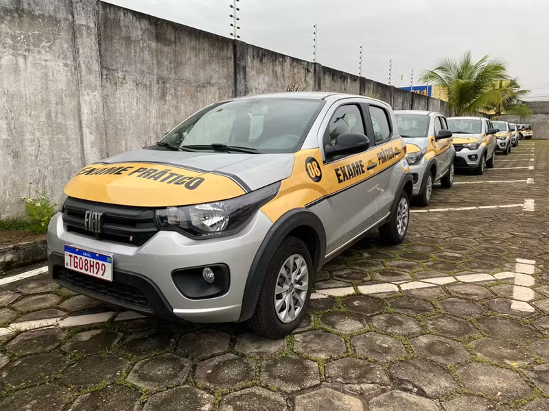 STF arquiva ação e mantém autorização para uso de carro particular no exame da CNH