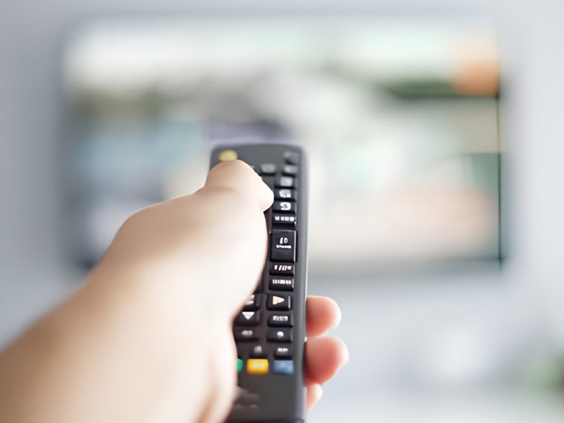 MPCE denuncia 13 pessoas por operação de plataformas clandestinas de streaming no Ceará