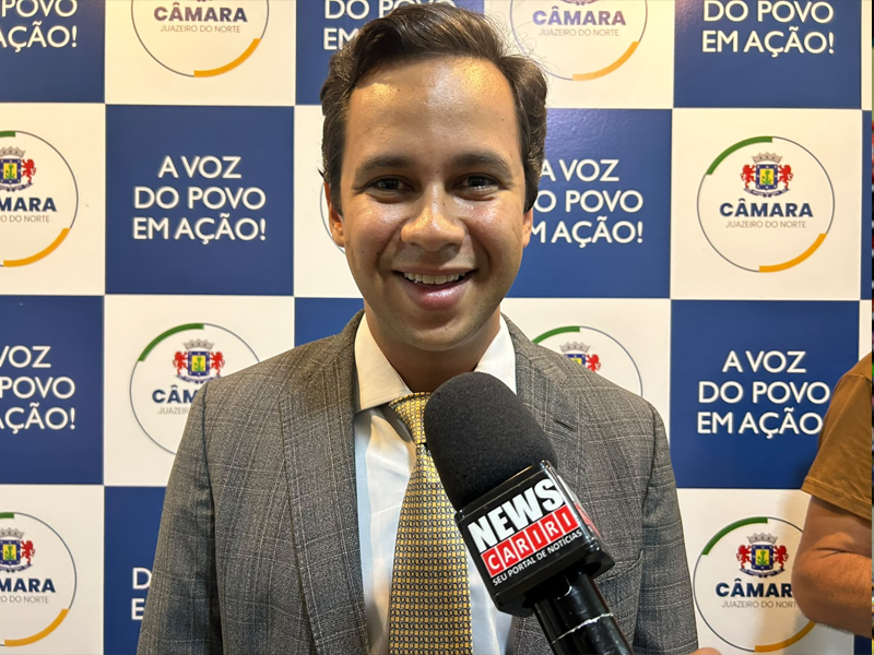 Vídeo: Após decisão da Justiça, Felipe Vasques retoma à presidência da câmara de vereadores de Juazeiro do Norte