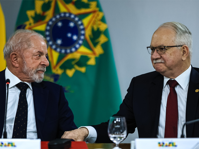 Lula conversou com ministros do STF sobre caso Moraes