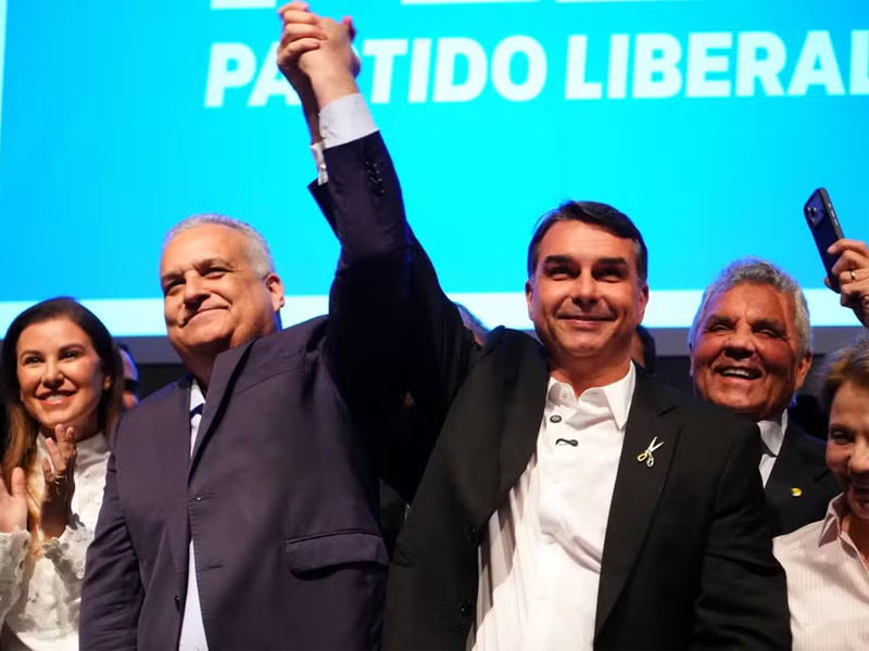 PL amplia força no Congresso e elege cinco governadores no primeiro turno das eleições de 2026