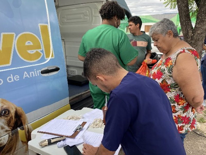 Crato divulga programação do VetMóvel para outubro