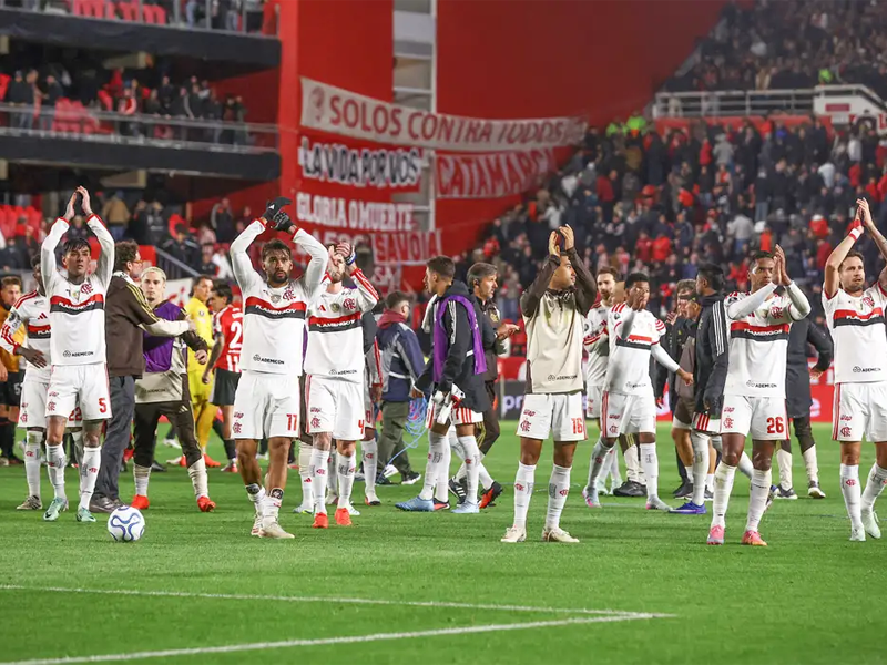 Flamengo empata com Estudiantes na Argentina e decide vaga na final da Libertadores no Maracanã