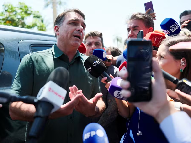 Crítico da PEC do fim da 6×1, Flávio passa a declarar voto a favor da proposta: ‘Vontade da maioria do povo’