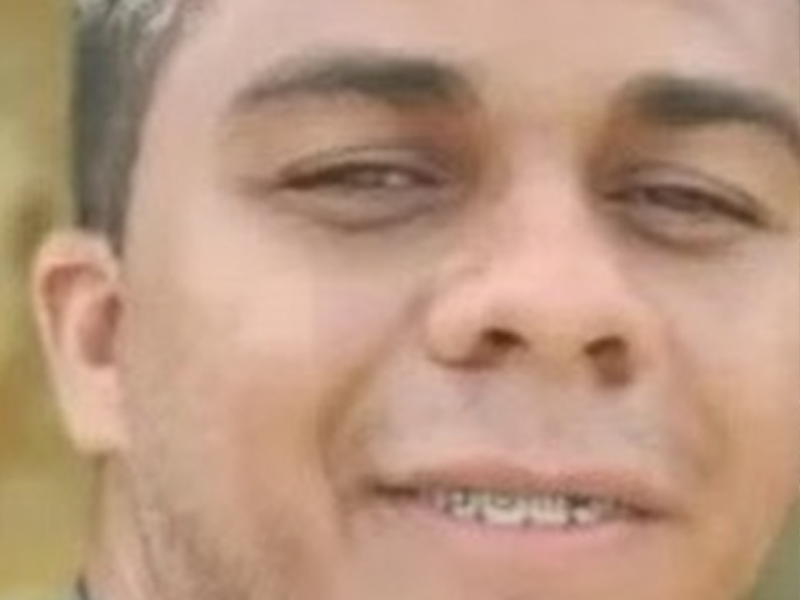 Vídeo: menor de 16 anos é apreendido suspeito de disparar tiros que mataram homem na frente da esposa grávida, em Crato