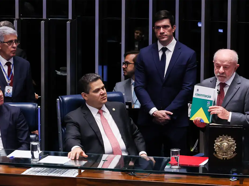 Congresso promulga emenda de aposentadoria especial de agente de saúde