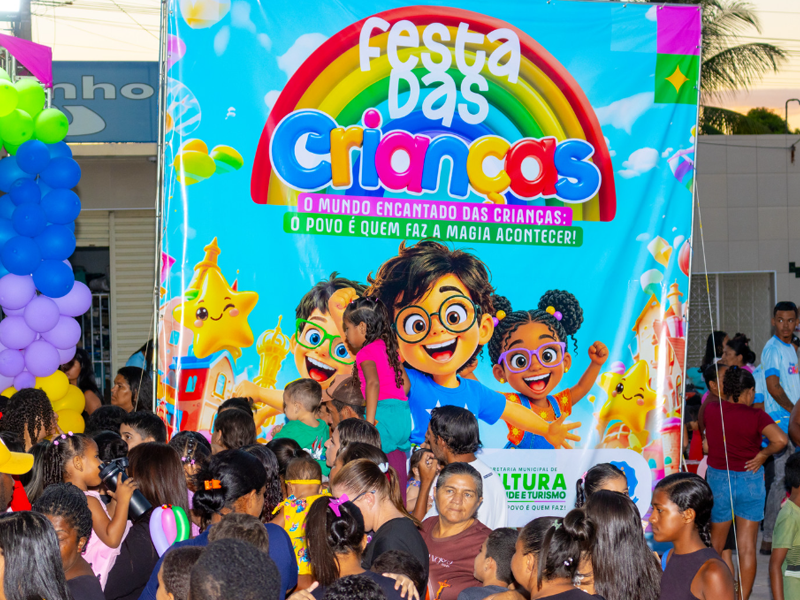 Salitre celebra o Dia das Crianças com o “Mundo Encantado” na Praça da Matriz
