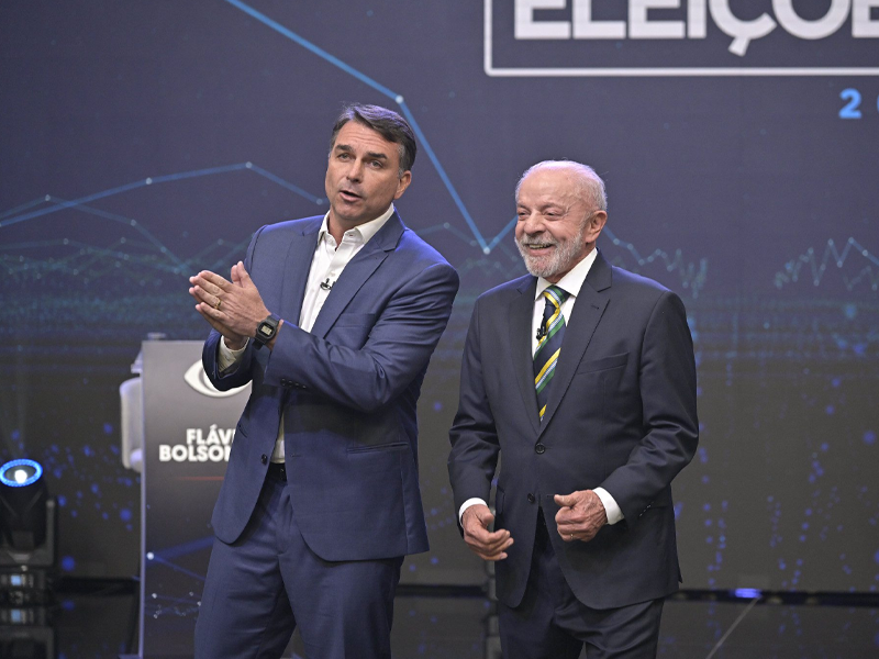 Pesquisa Nexus/BTG aponta empate técnico entre Flávio Bolsonaro, com 50,3%, e Lula, com 49,7% dos votos válidos