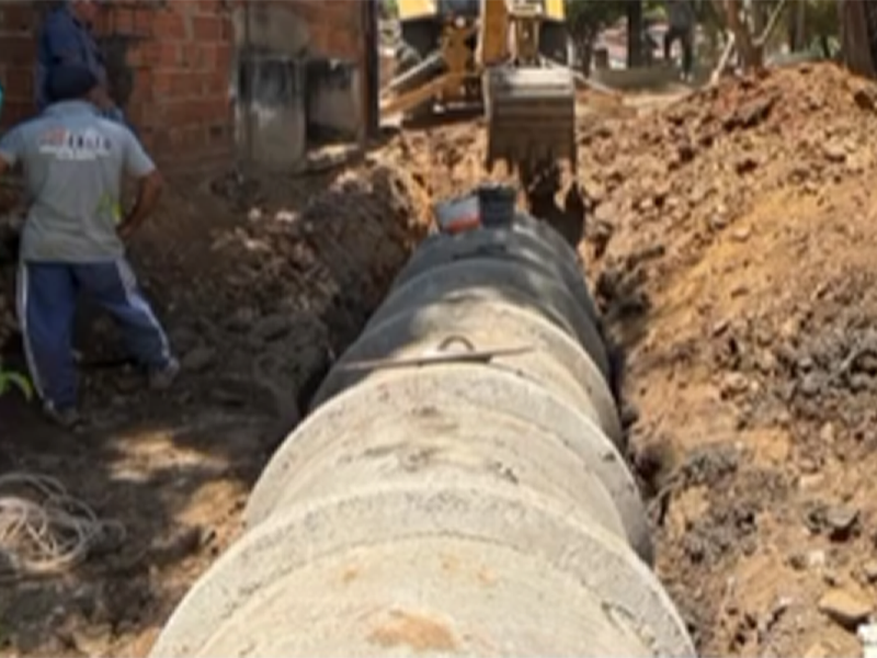 Caririaçu avança com obras de drenagem e calçamento na Vila Feitosa